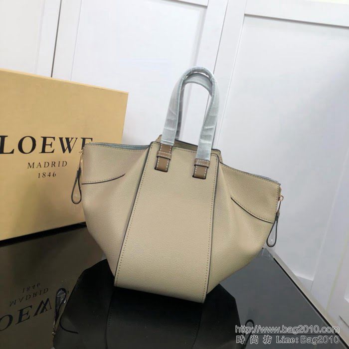 LOEWE羅意威 最新爆款 羅家Hammock系列 荔枝皮拼色 百搭款 小牛皮手提肩背包 0164  jdl1119